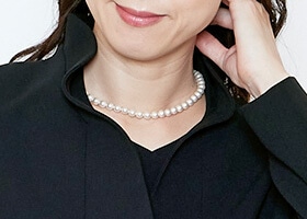 スタイリッシュなスタンドカラー