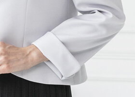 リターンカフスの袖