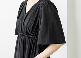 袖のフレアデザイン