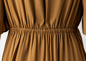 後ろウエストゴム