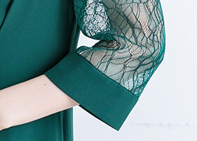 エレガントなレース袖