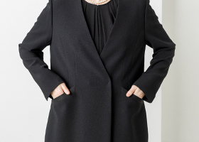 両脇ポケット付き