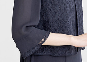 ワンピースの袖は七分丈